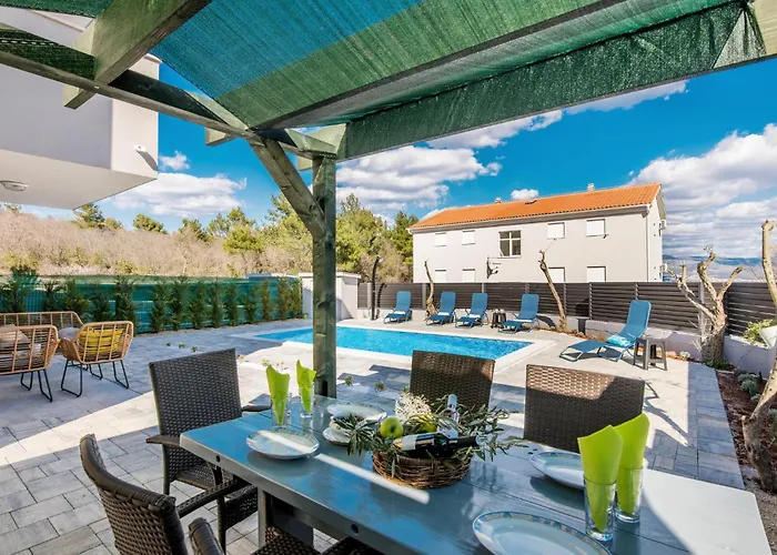Apartman 2 Bedroom Awesome In