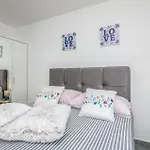 Beautiful In Apartment