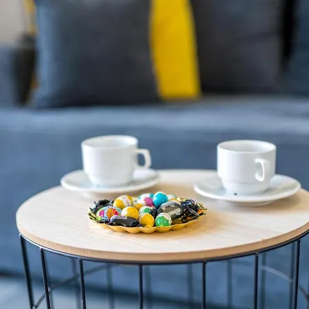 2 Bedroom Awesome In Apartament