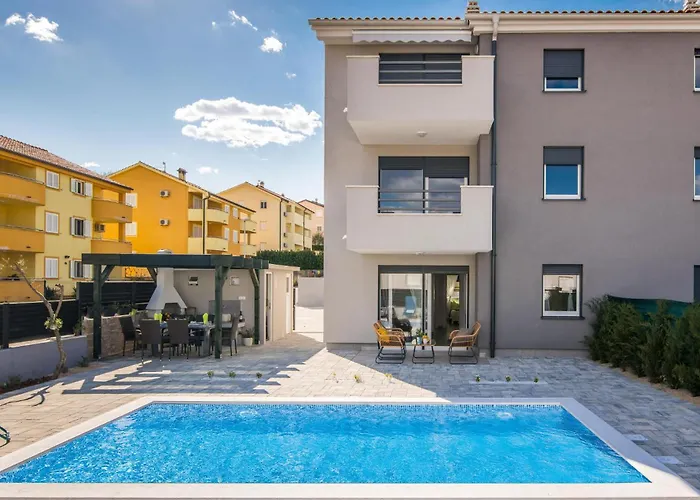 2 Bedroom Awesome In Lejlighed *