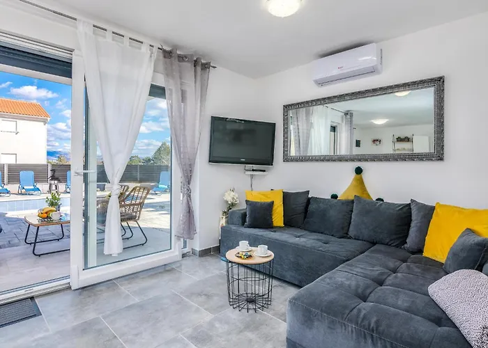 2 Bedroom Awesome In Lejlighed *