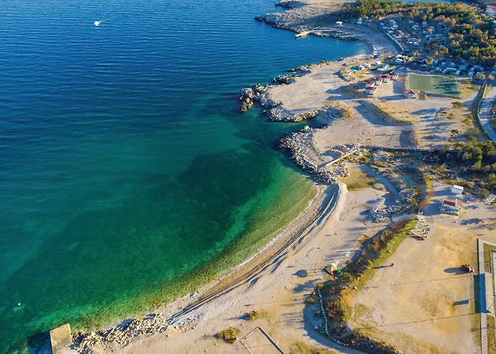 Lejlighed 2 Bedroom Awesome In Čižići