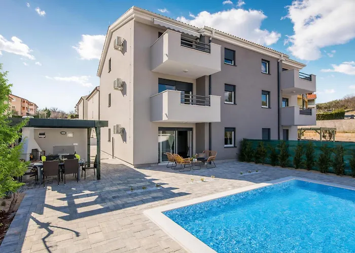 2 Bedroom Awesome In *